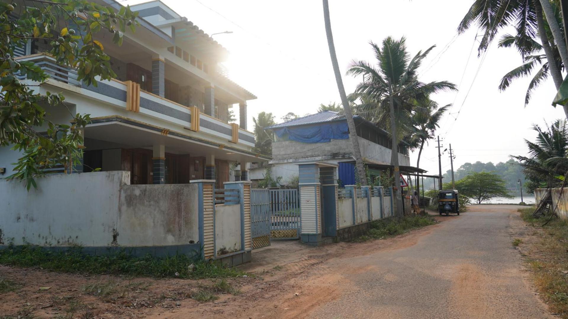 Honey Paradise Homestay Thiruvananthapuram